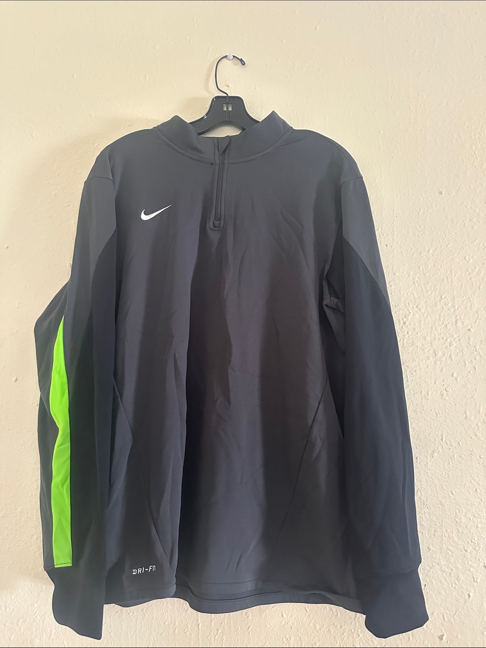 Nike Grey Pullover with Bright Green Sleeve Stripe EUC